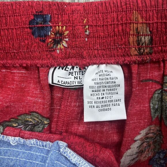 New Look Petites Vintage Long Button Front Skirt Red Floral Print Size Medium - Picture 3 of 5